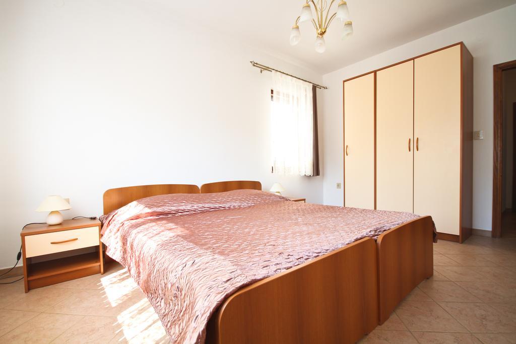 Apartment Silvana Rovinj Rum bild